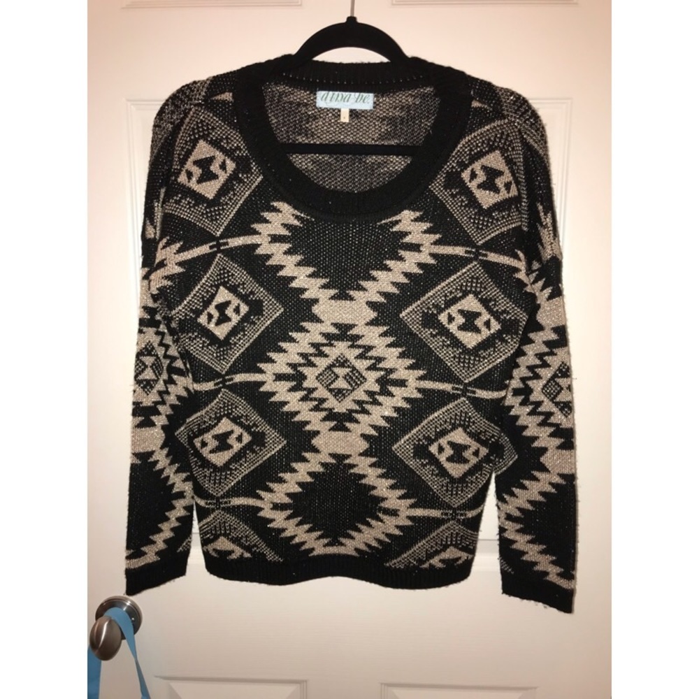 Funky Geometry Dina Be Gold and Black Sweater